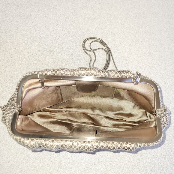 INGE CHRISTOPHER clutch with chain, snake skin fabric,gray, NWOT - Picture 2 of 4